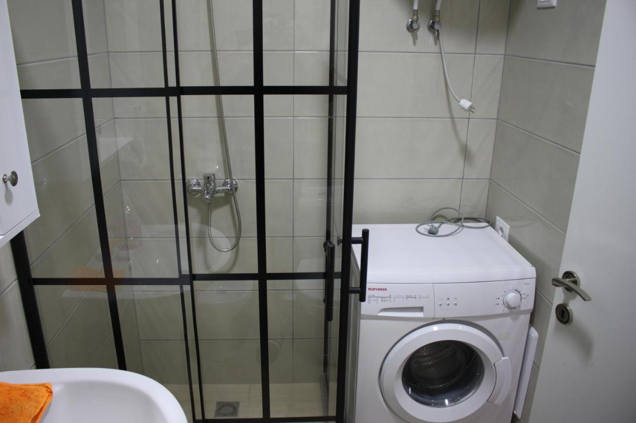Everest Apartments Shëngjin Kültér fotó