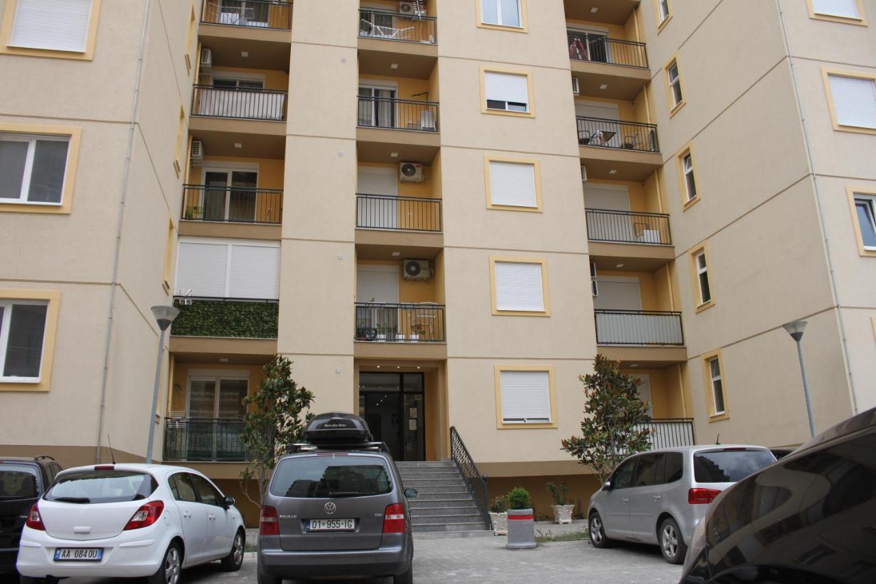 Everest Apartments Shëngjin Kültér fotó