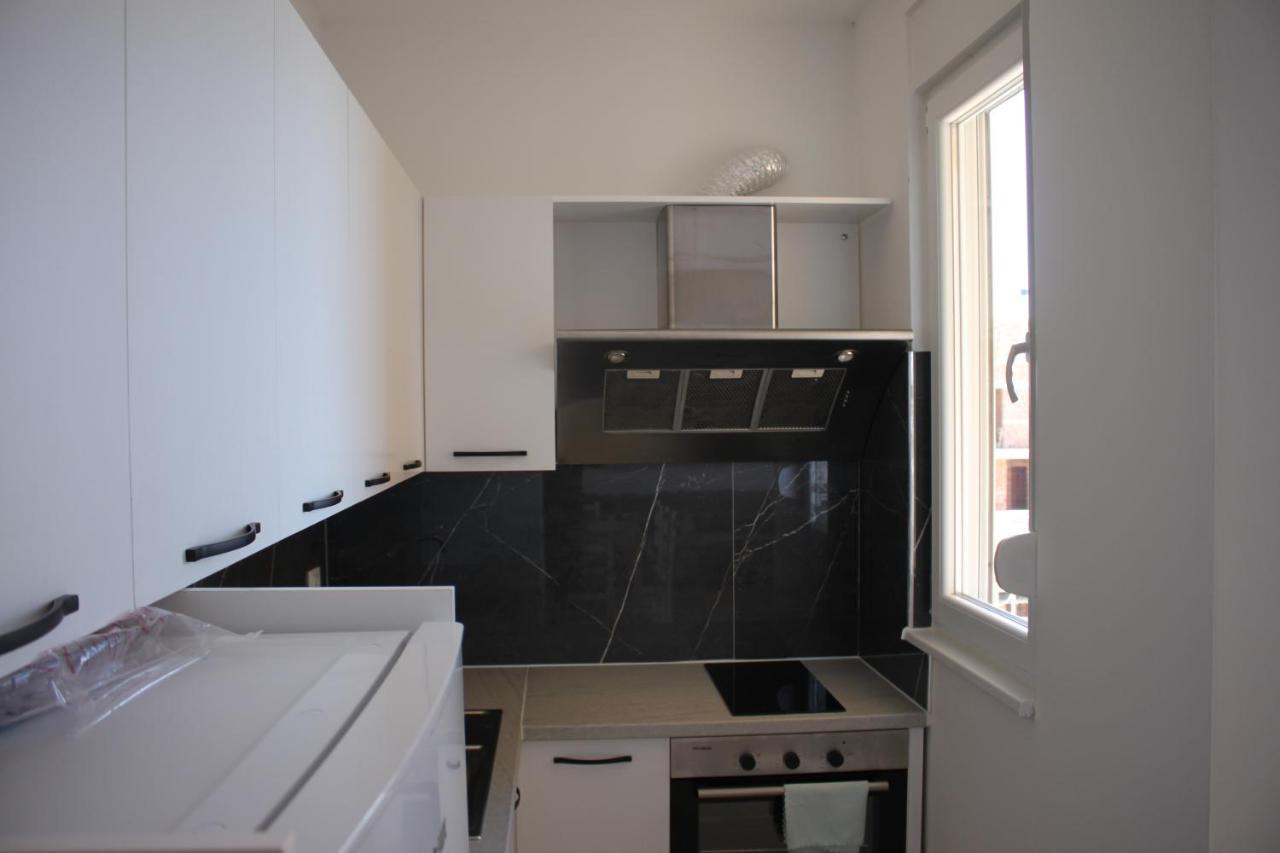 Everest Apartments Shëngjin Kültér fotó