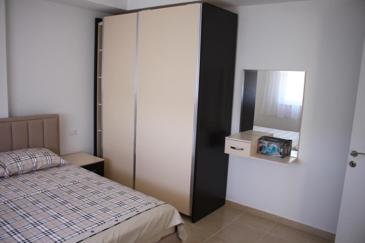 Everest Apartments Shëngjin Kültér fotó