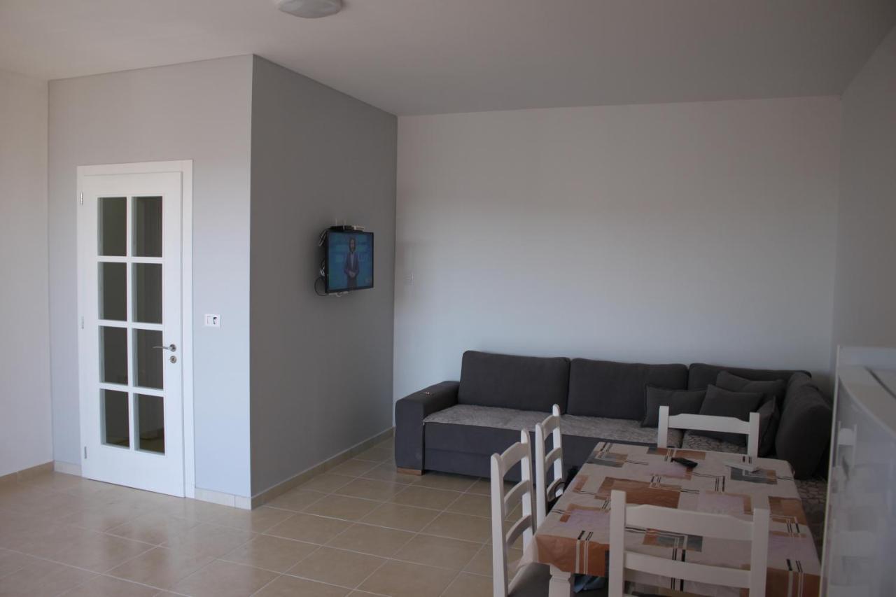 Everest Apartments Shëngjin Kültér fotó