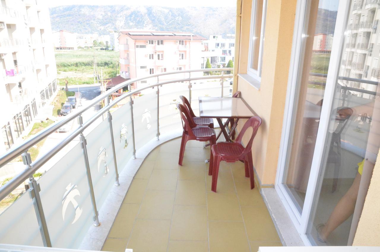 Everest Apartments Shëngjin Kültér fotó