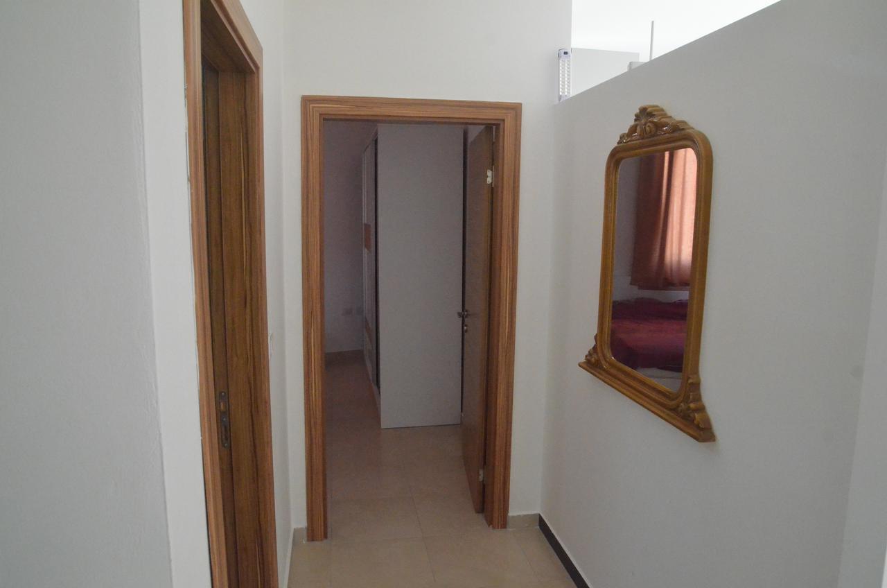 Everest Apartments Shëngjin Kültér fotó